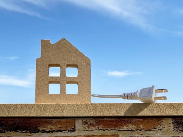 絶縁監視装置とは？仕組みや導入目的・4つの方式（I0／I0r／Igr／AMP）の違いを解説